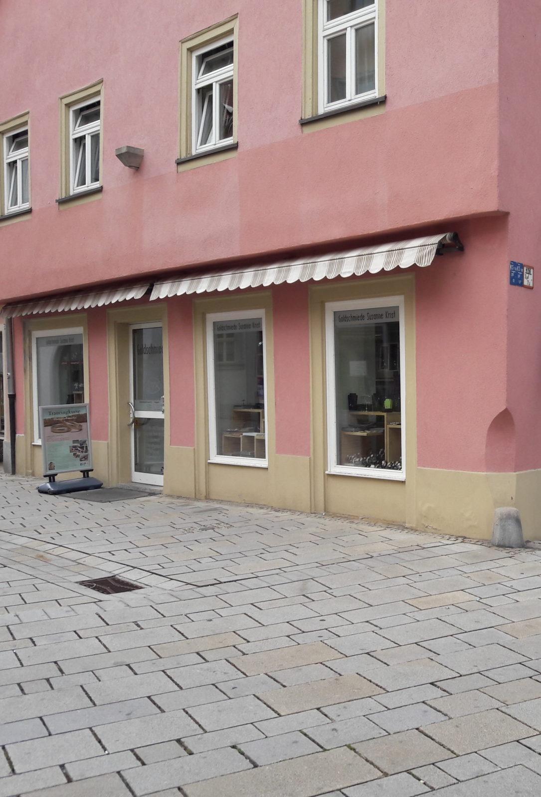 Die Goldschmiede Susanne Krist in der Altstadt von Ochsenfurt bei Würzburg.