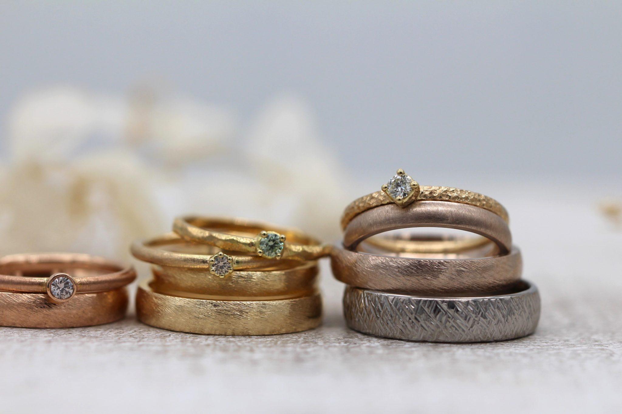 Trauringkurse und Eheringe selber schmieden in verschiedenen Materialien bei Goldschmiede Susanne Krist Trauringkurse und Eheringe selber schmieden in verschiedenen Materialien bei Goldschmiede Susanne Krist